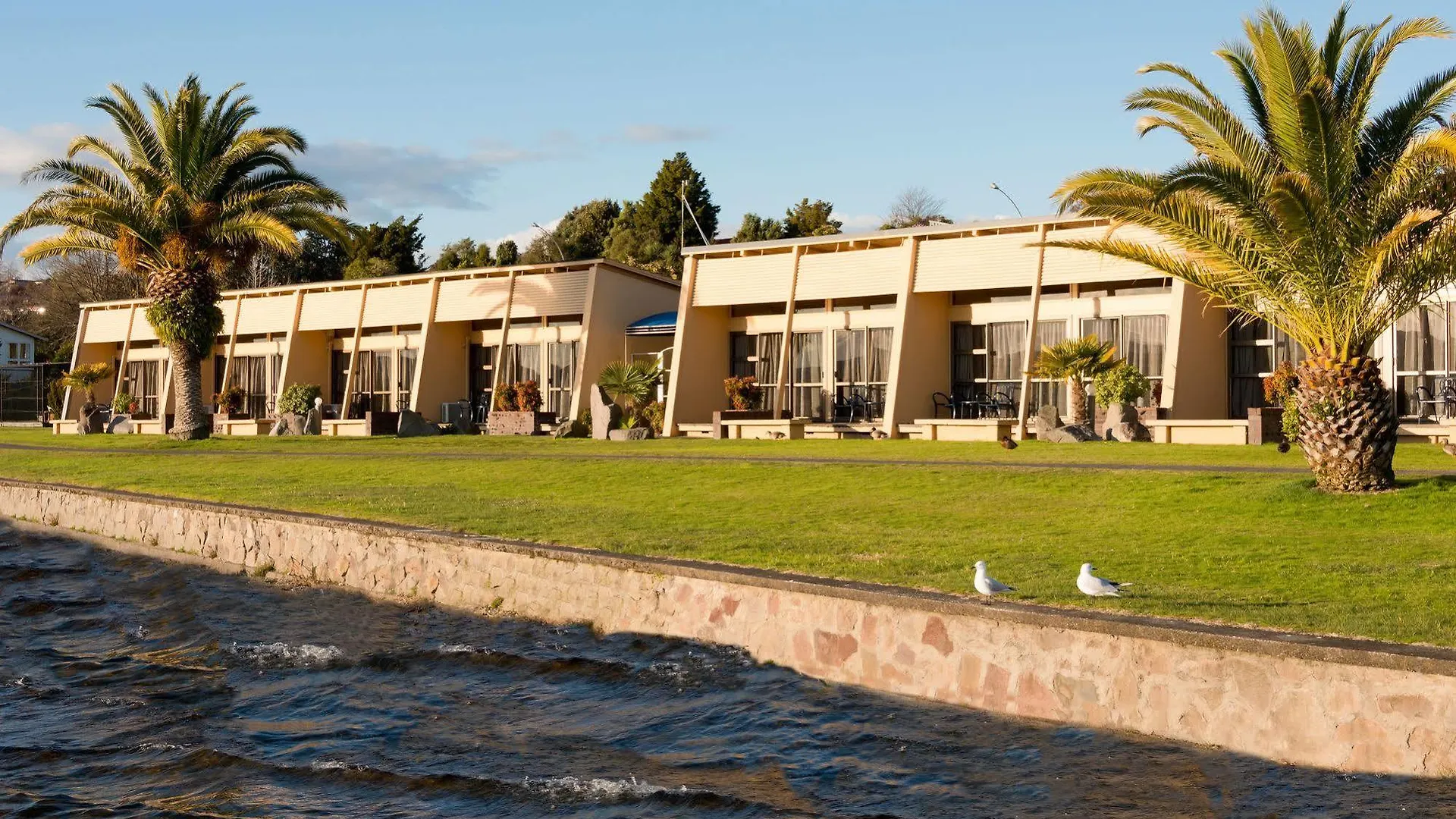 Oasis Beach Motel Taupo